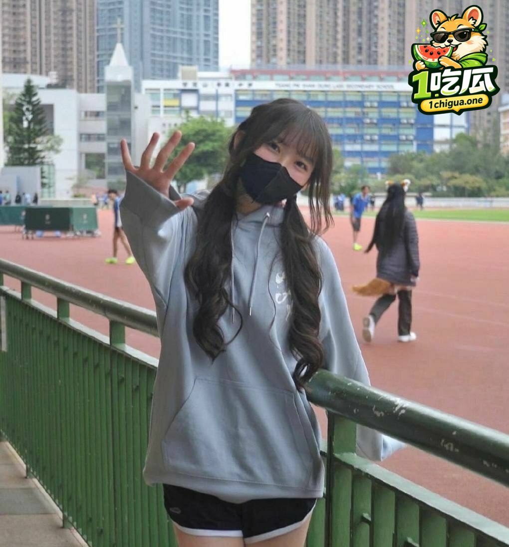 网红嫩妹 泰妮 私密视频 全程露脸口舌侍奉男友肉棒 指奸白虎穴自慰艳影迷离