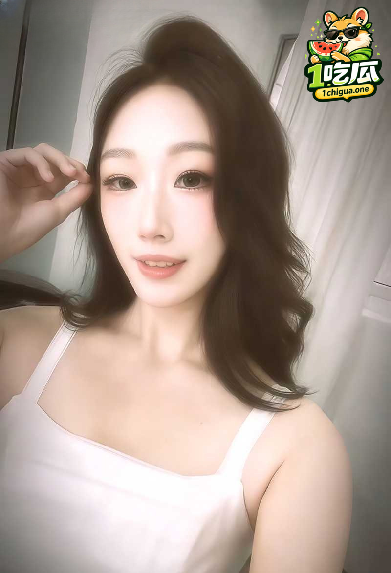 山东大三学妹 tttxx 被金主曝光 寝室里偷录全裸自慰 露脸摇臀骚如母狗 有偿网调玩翻车