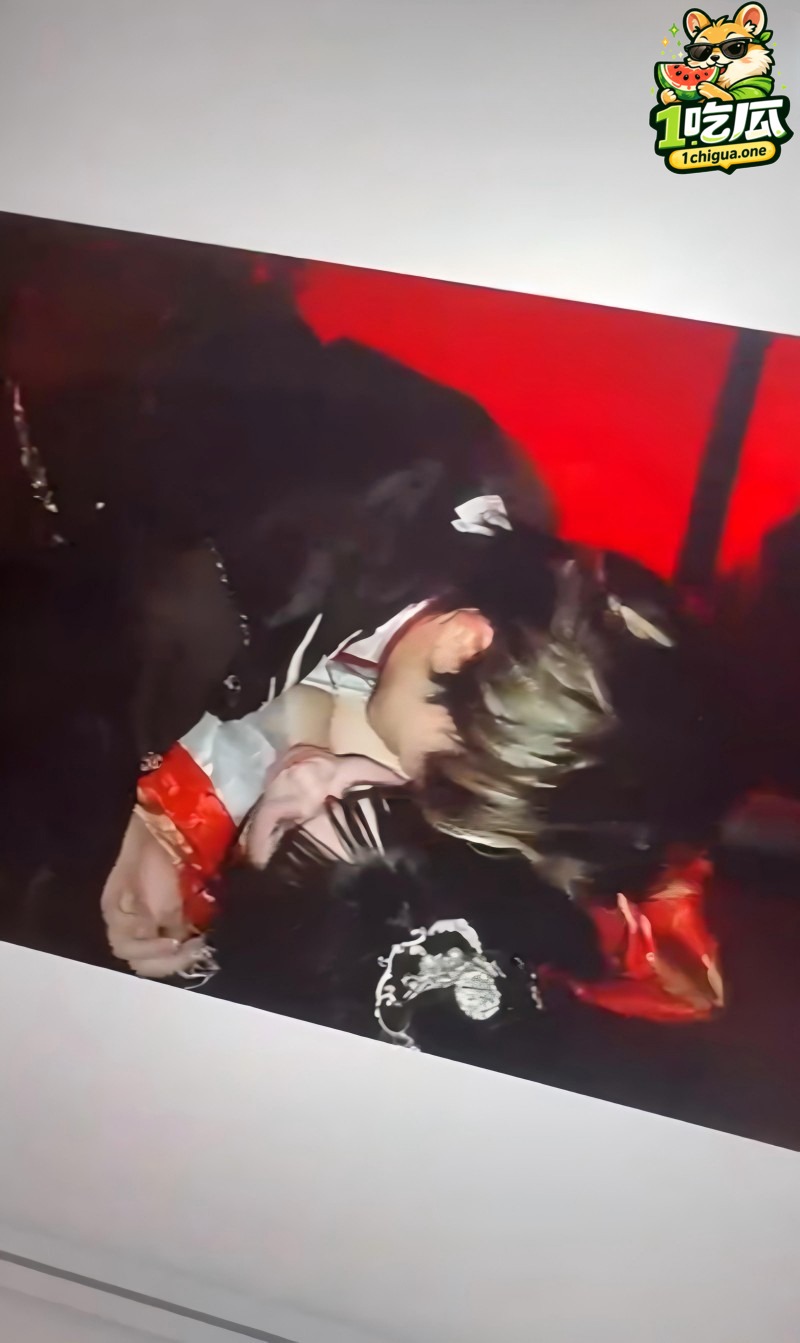 沈阳有鲤剧本杀 不雅视频曝光 NPC强吻贴身挑逗 难道这就是传说中的鸭店