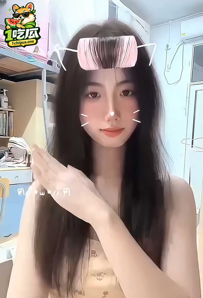 阜新大二学生妹 露脸性爱私拍 含屌颜射穿白丝扛操 骑乘后入被操的娇态百出