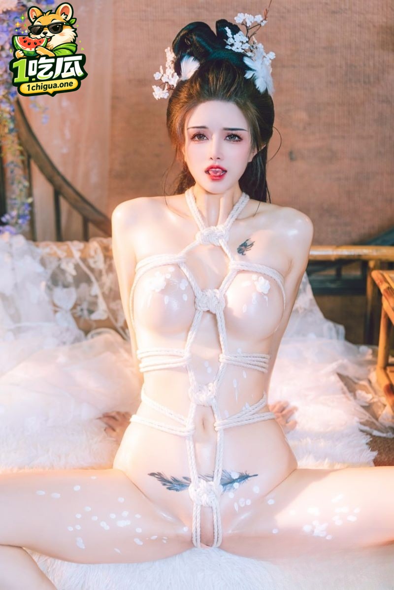 鹿八岁baby轻SM绳艺捆绑