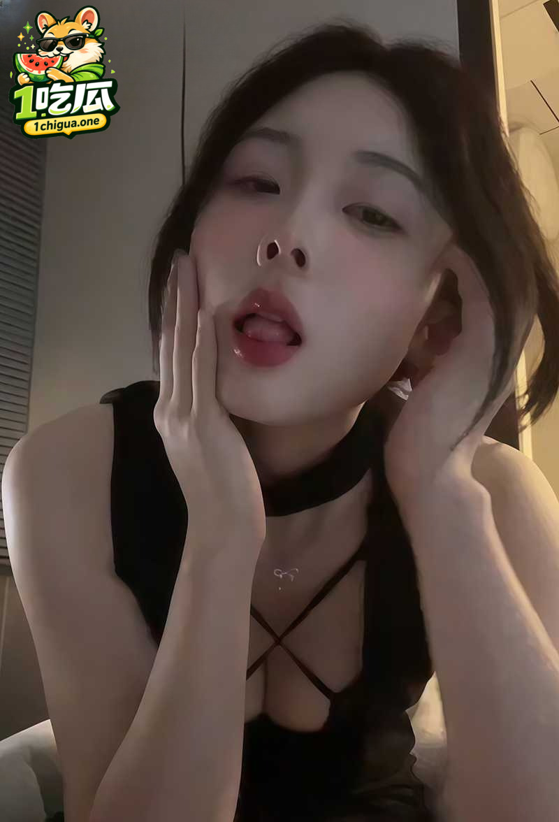 操良博主 华东最帅的男人 调教顶美女神 黑丝骑乘假屌自慰 完美露脸反差十足