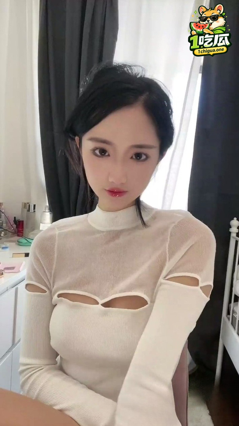 抖音75万粉丝清纯女神 焕儿 性爱私拍曝光 清纯面具下竟是反差婊 上位骑乘简直是骚到了极点