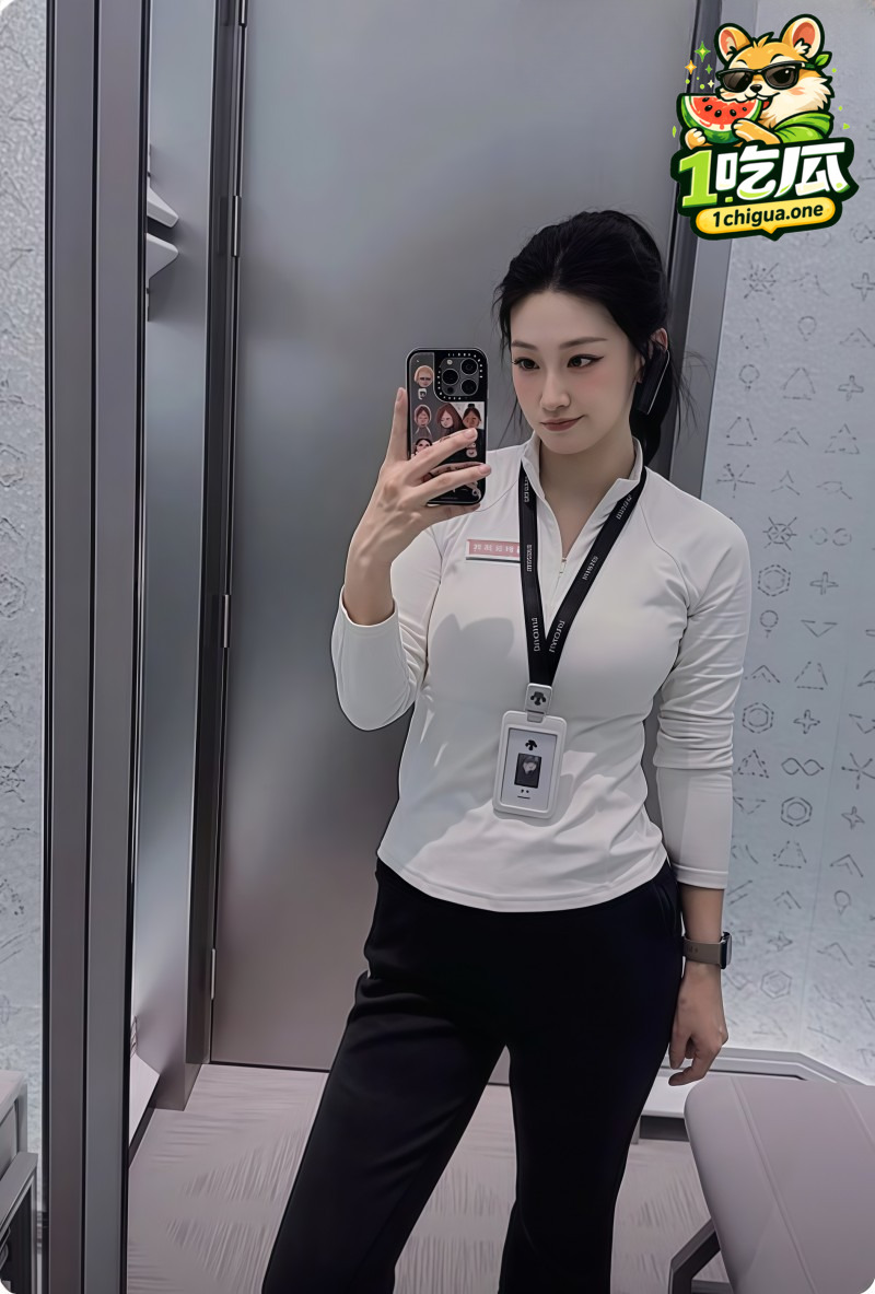 佳木斯迪桑特事件完整版视频 女销售 刘佳 偷情顾客老公裸照曝光 试衣间做爱视频全网疯传彻底社死
