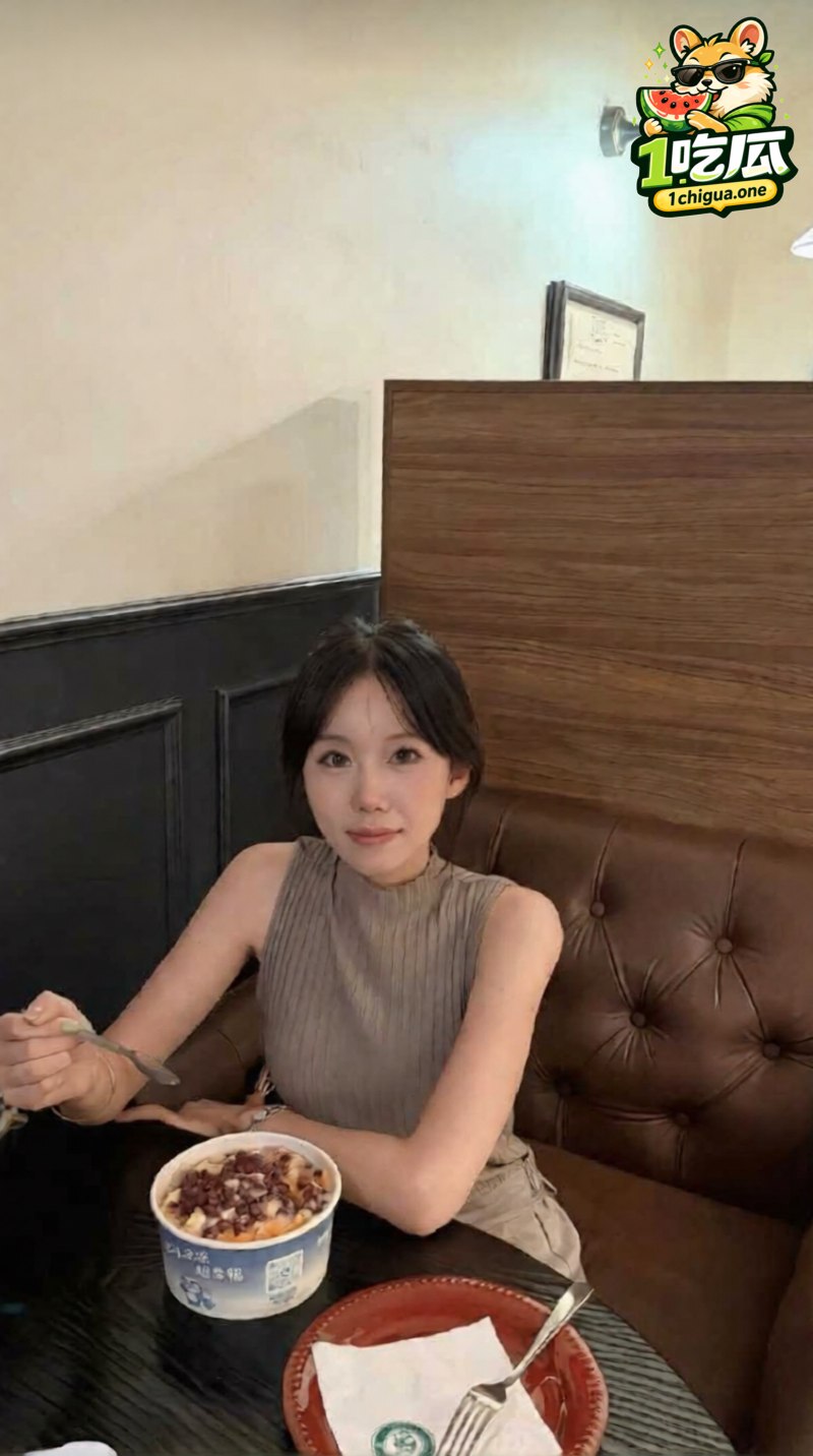 辽宁锦州反差骚女 黄戴妮 私密视频 胶带捆绑被单男调教 口活一流被男友猛操到失神