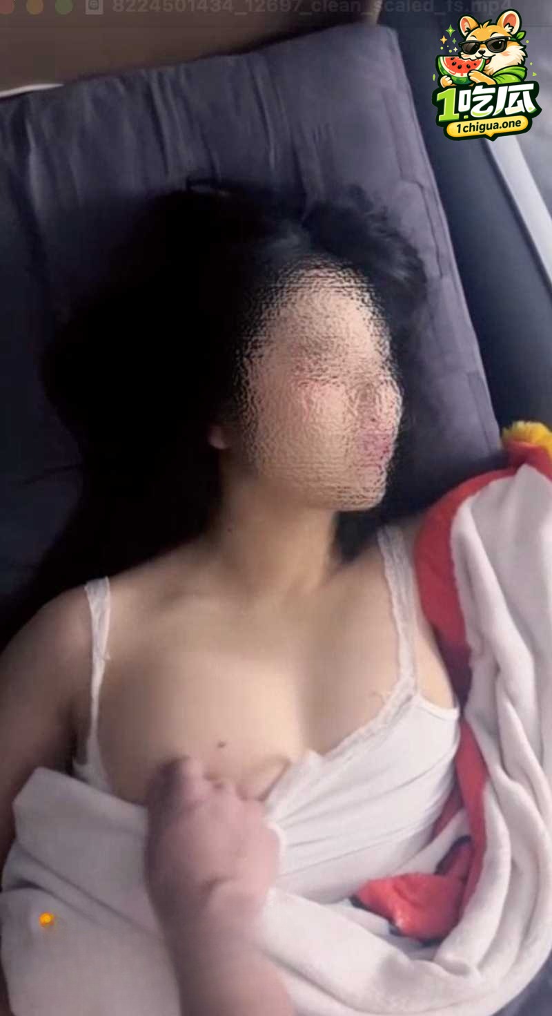 男友在侧女友被死死猛顶